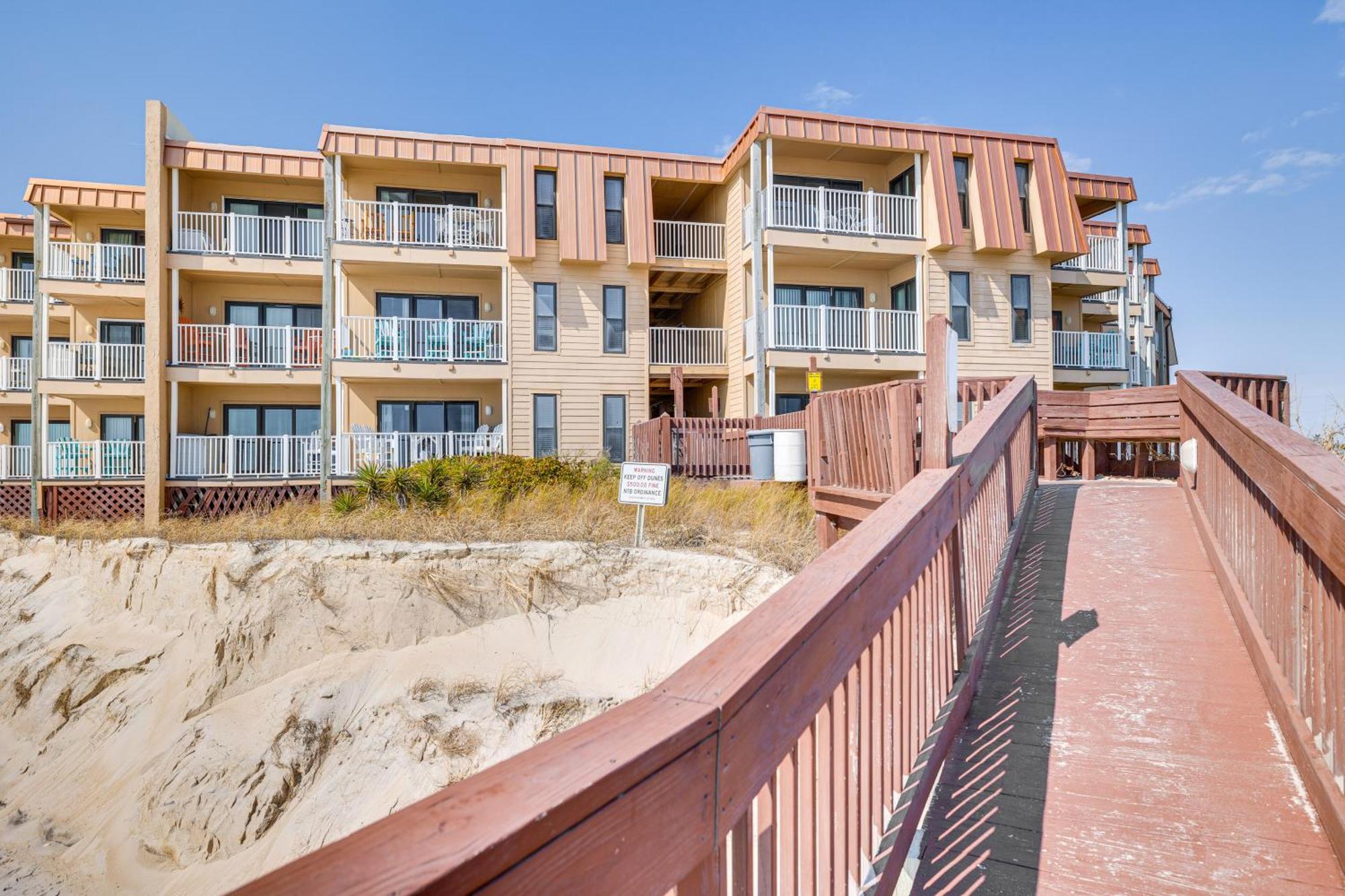 Steps To The Beach Oceanfront Condo With Lanai! Норт Топсейл Бийч Екстериор снимка