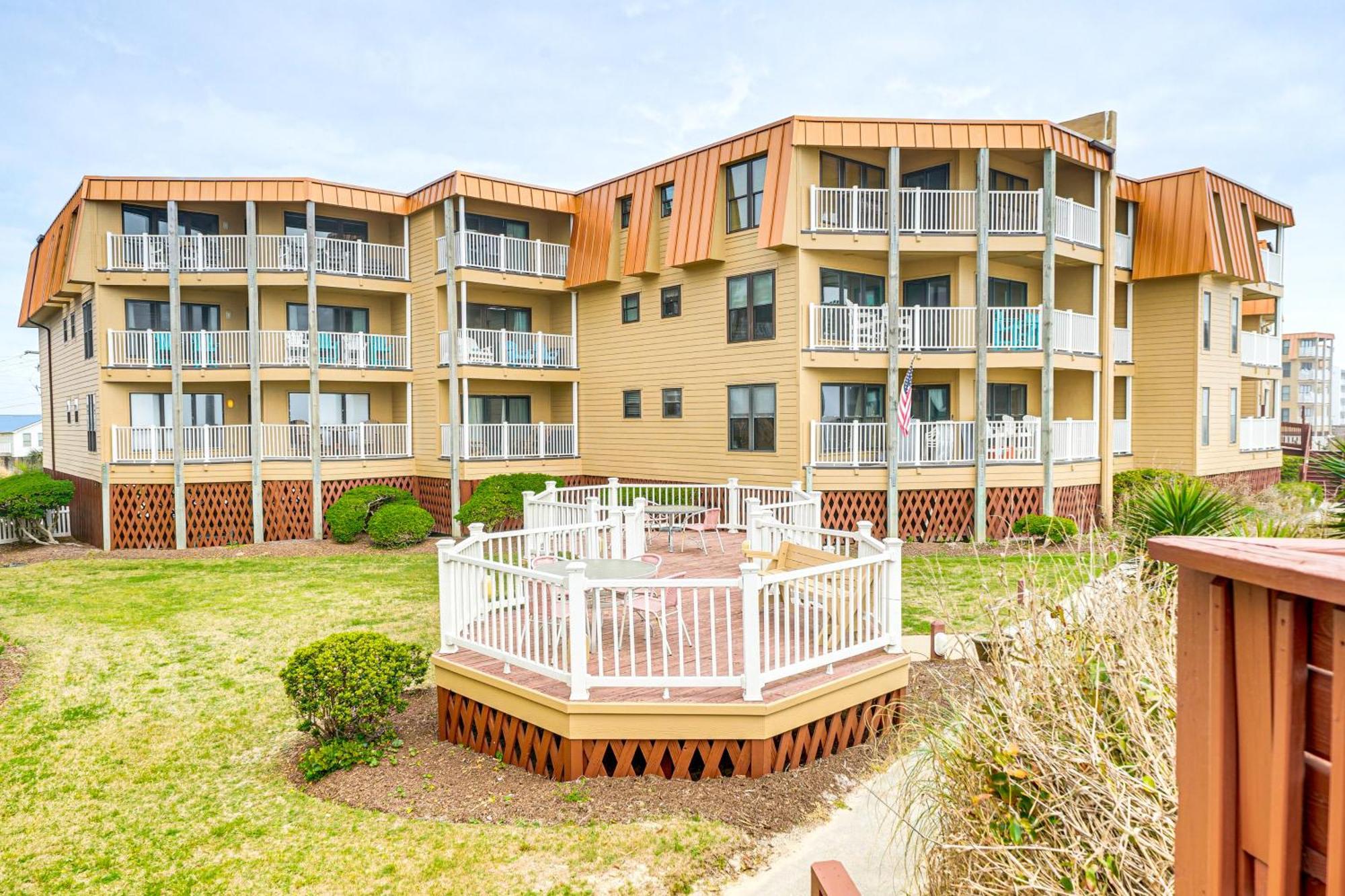 Steps To The Beach Oceanfront Condo With Lanai! Норт Топсейл Бийч Екстериор снимка